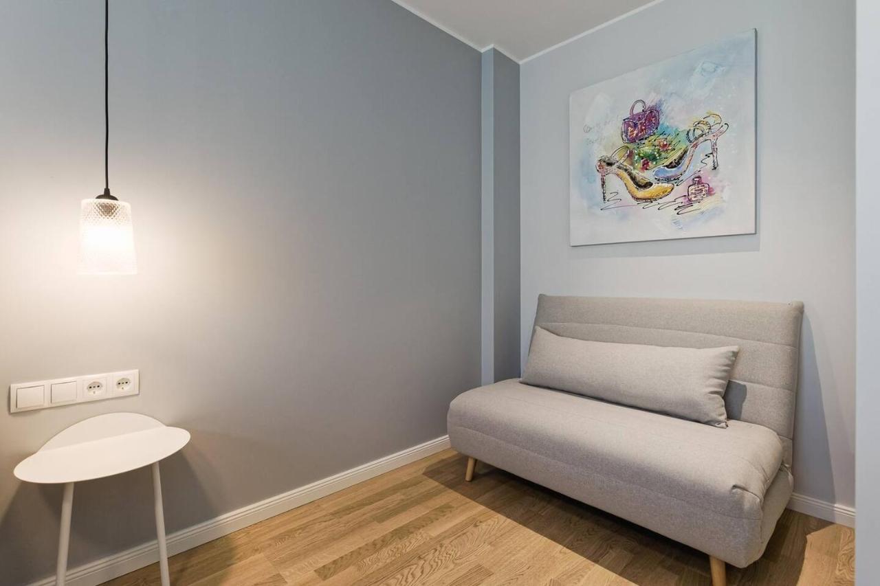 Central Apartments, Quiet With Free Parking And Ac. Tallin Exterior foto