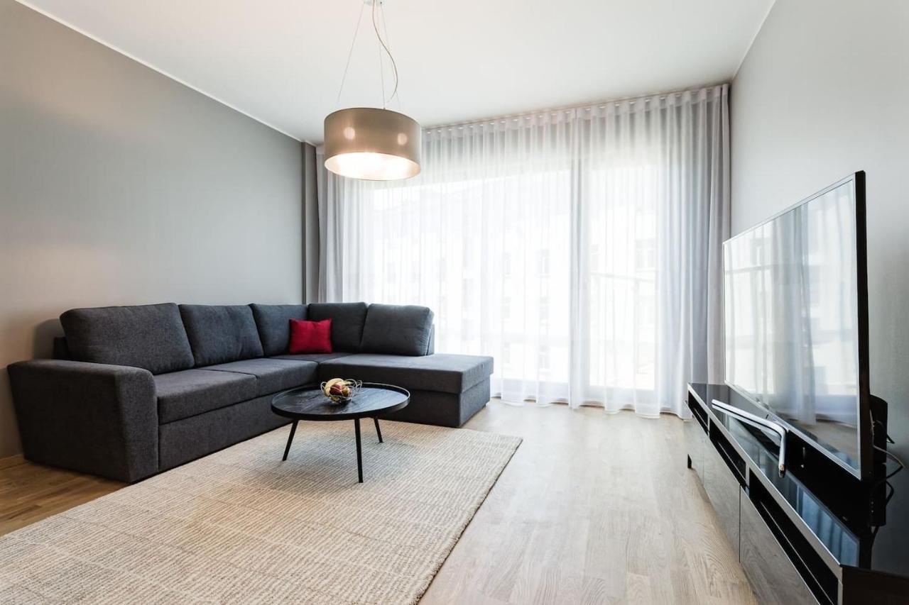 Central Apartments, Quiet With Free Parking And Ac. Tallin Exterior foto