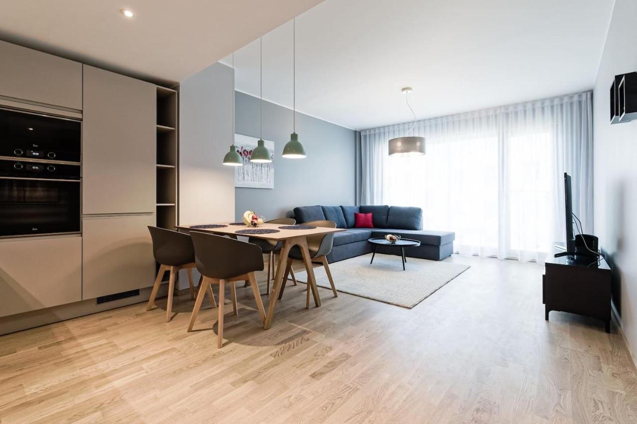 Central Apartments, Quiet With Free Parking And Ac. Tallin Exterior foto
